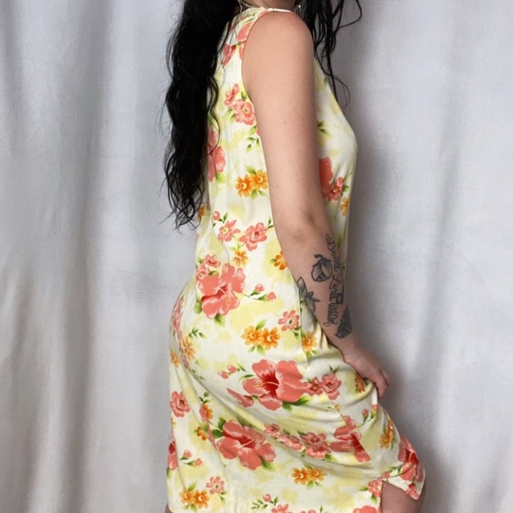 VINTAGE HAWAIIAN HIBISCUS PRINT SUN SUMMER DRESS pending - Picture 2 of 6
